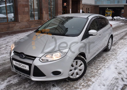 Бампер передний Ford Focus 3 ( Серебристая пыль )