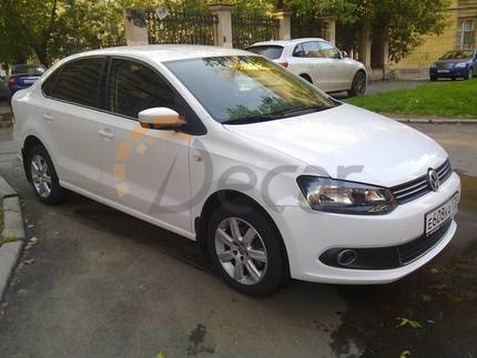 Бампер передний Volkswagen Polo ( Белый )